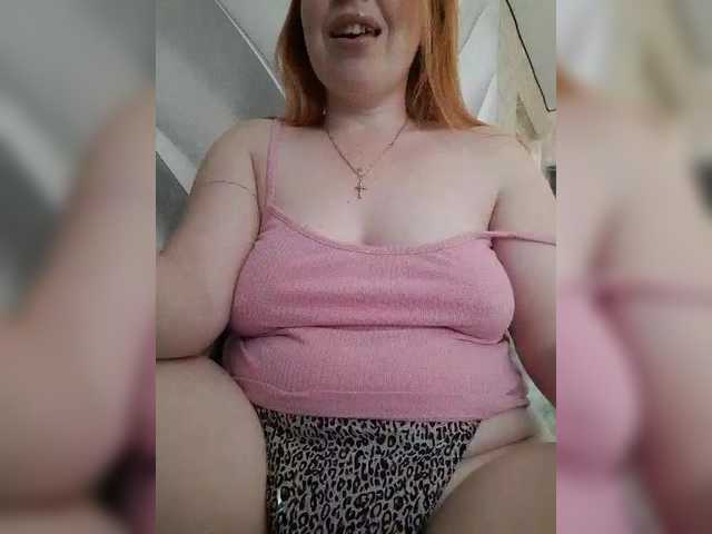 Samochka-25ANDSamec-32's BongaCams show and profile