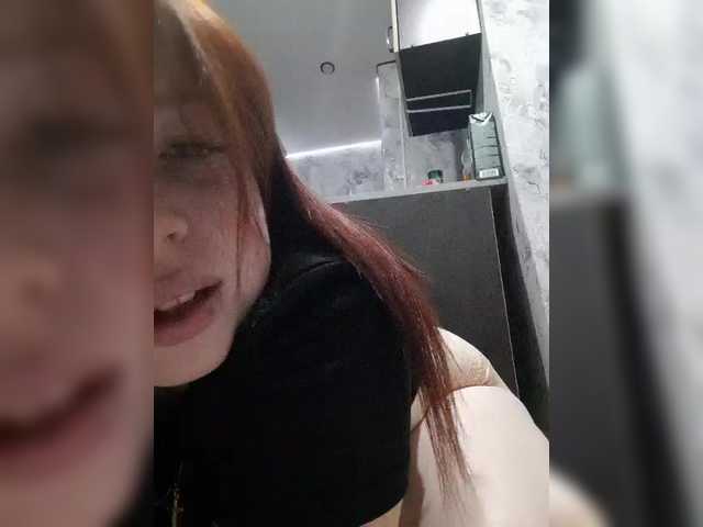 Samochka-25ANDSamec-32's BongaCams show and profile