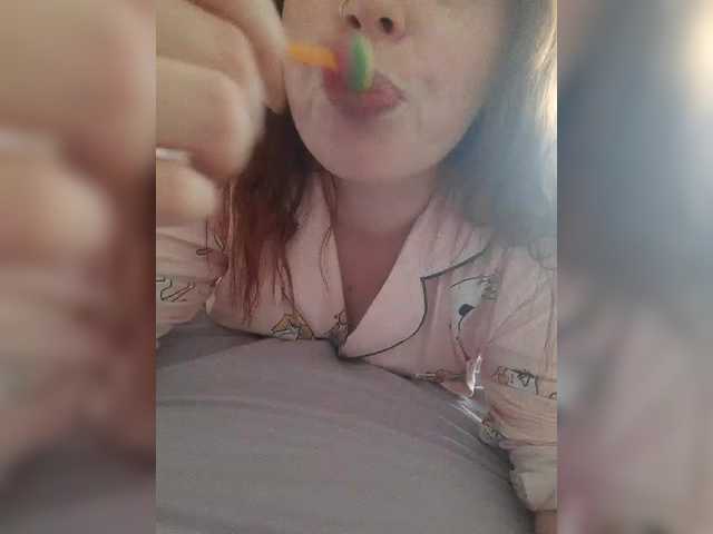 Samochka-25ANDSamec-32's BongaCams show and profile