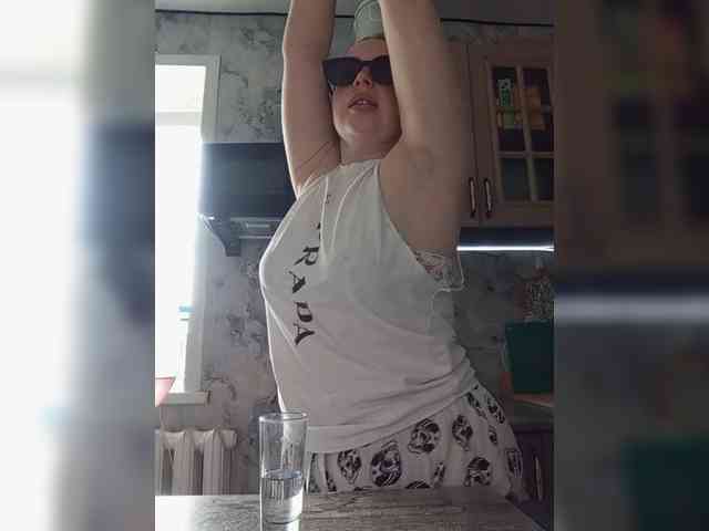 Samochka-25ANDSa... Live Webcam on BongaCams