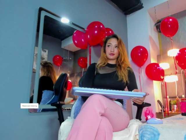 zoetaylorr1's BongaCams show and profile