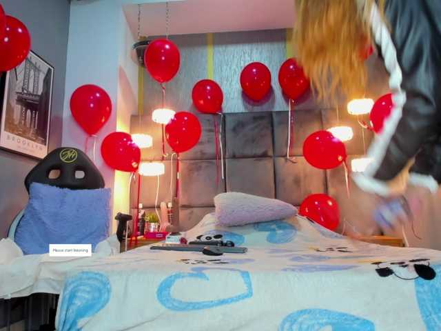 zoetaylorr1's BongaCams show and profile