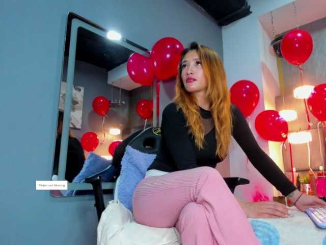 zoetaylorr1's BongaCams show and profile