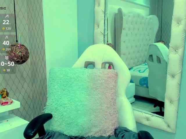 zoetaylorr1 zoetaylorr1