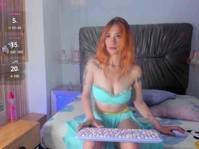 zoetaylorr1 webcam
