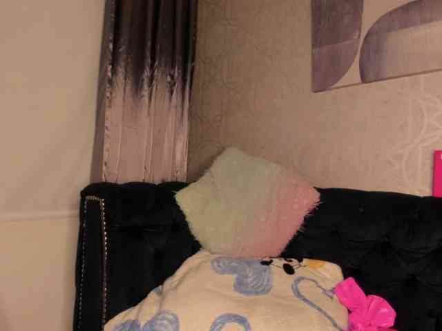 zoetaylorr1 zoetaylorr1