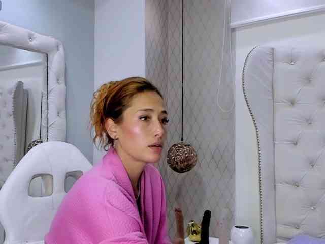 zoetaylorr1 zoetaylorr1