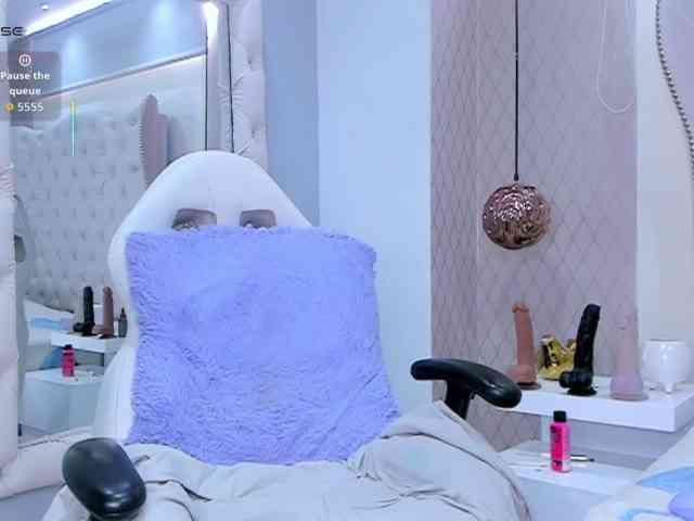 zoetaylorr1 zoetaylorr1