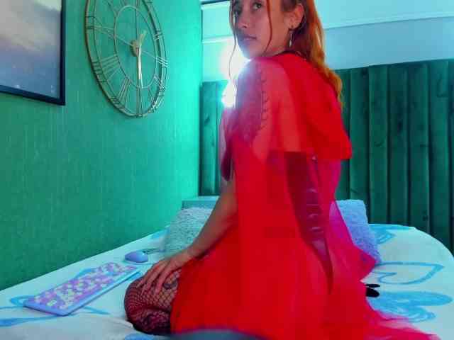 zoetaylorr1 webcam