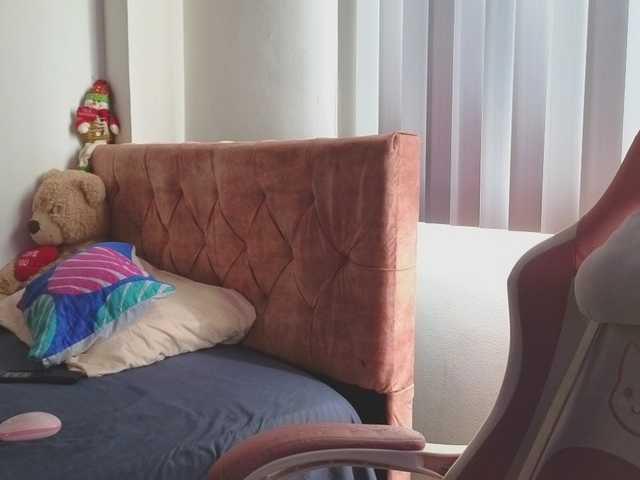 CrystalStarX from BongaCams is Freechat