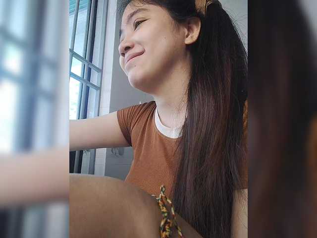 truc11's BongaCams show and profile