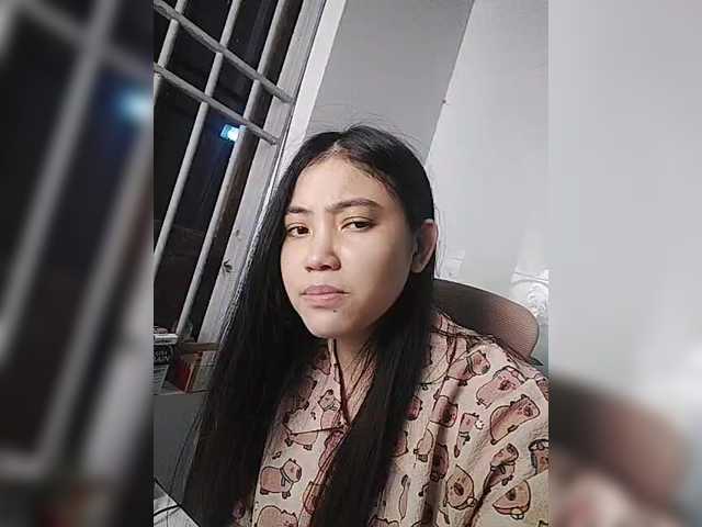 truc11's BongaCams show and profile