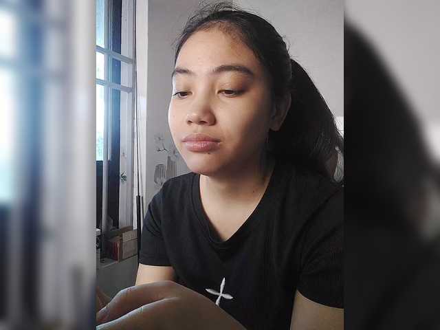 truc11's BongaCams show and profile