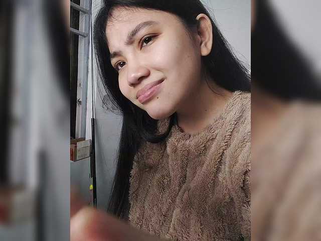 truc11's BongaCams show and profile