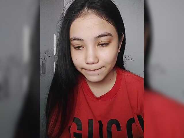 truc11's BongaCams show and profile