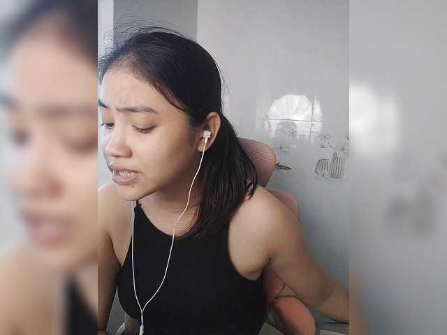 truc11's BongaCams show and profile