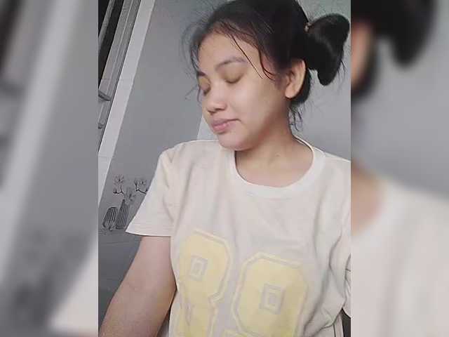 truc11's BongaCams show and profile