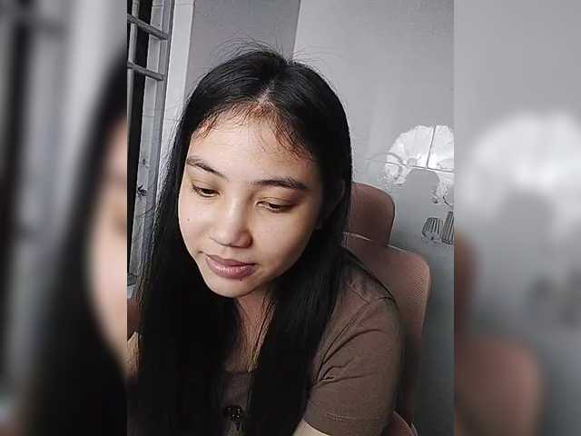 truc11's BongaCams show and profile