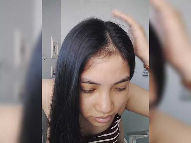 truc11's BongaCams show and profile