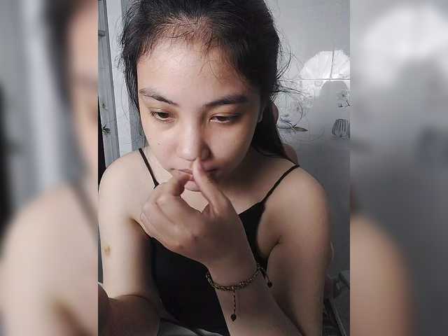 truc11's BongaCams show and profile