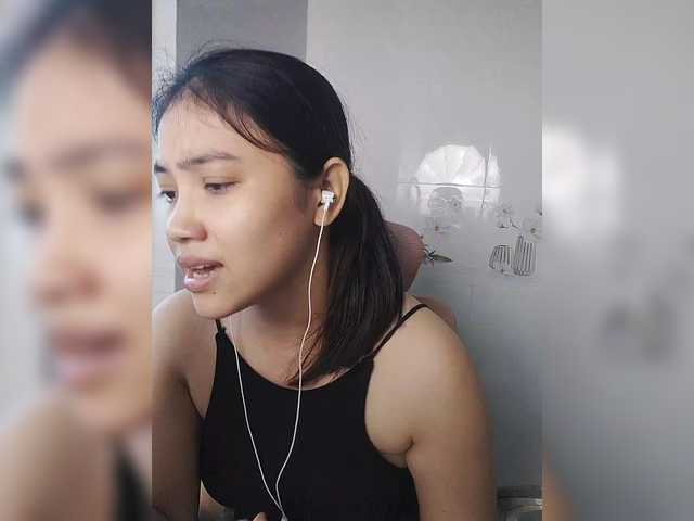 truc11's BongaCams show and profile