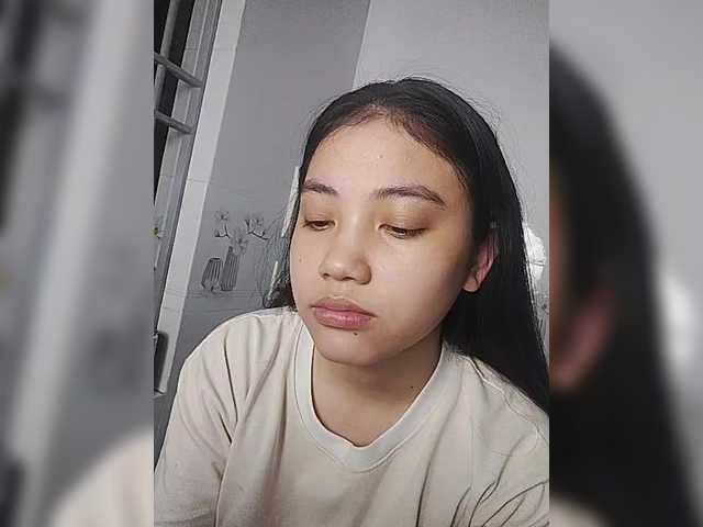 truc11's BongaCams show and profile