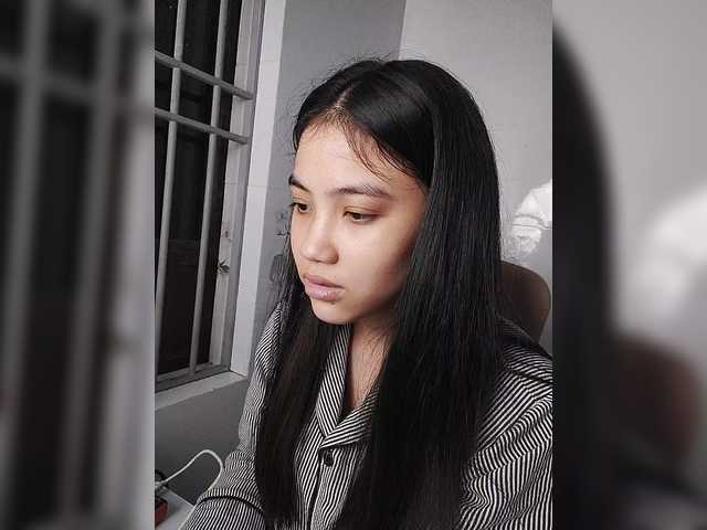 truc11's BongaCams show and profile