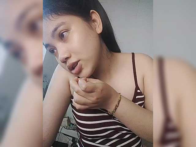 truc11's BongaCams show and profile