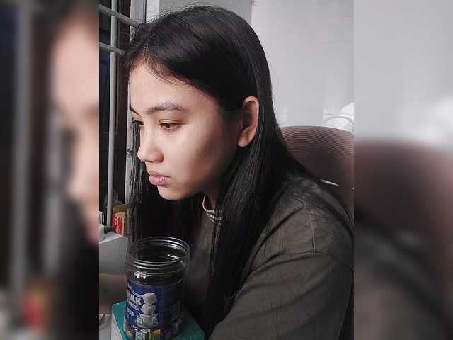 truc11's BongaCams show and profile