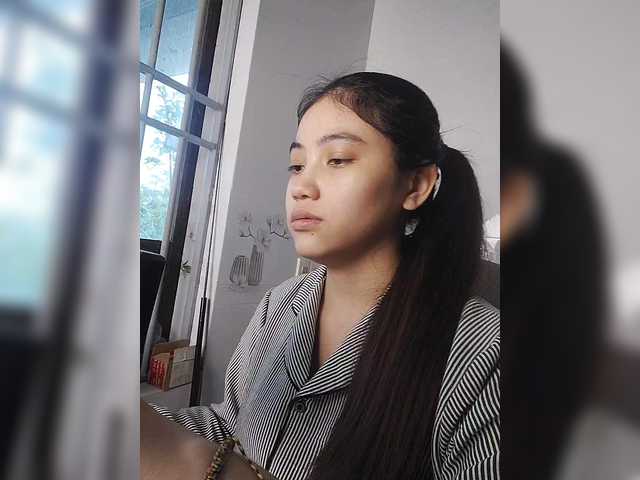 truc11's BongaCams show and profile