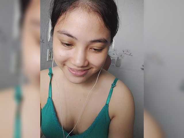 truc11's BongaCams show and profile