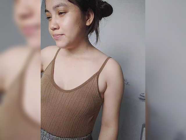 truc11's BongaCams show and profile