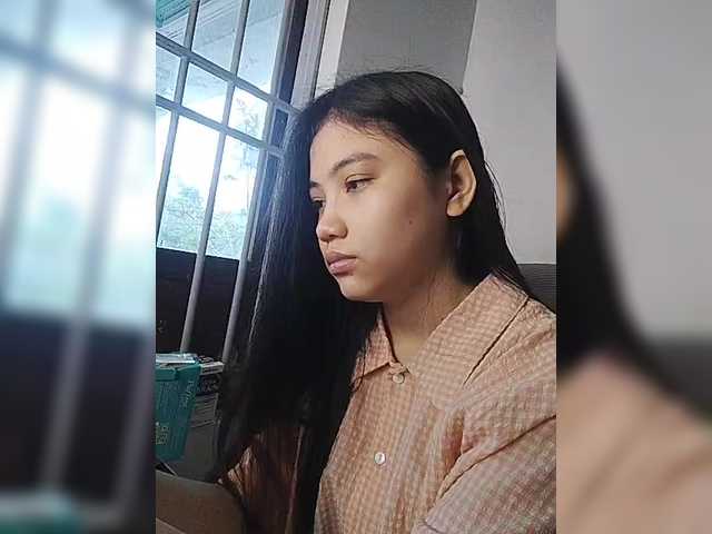 truc11's BongaCams show and profile