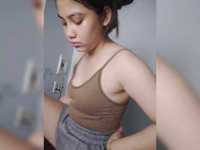 truc11's BongaCams show and profile