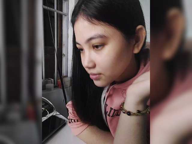 truc11's BongaCams show and profile