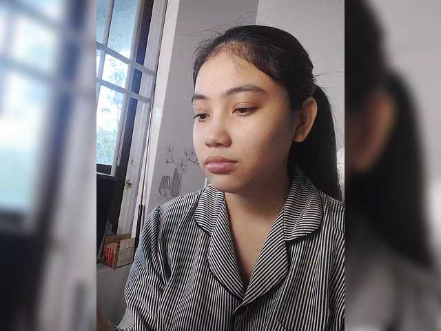 truc11's BongaCams show and profile