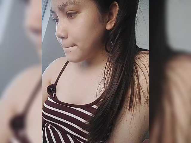 truc11's BongaCams show and profile