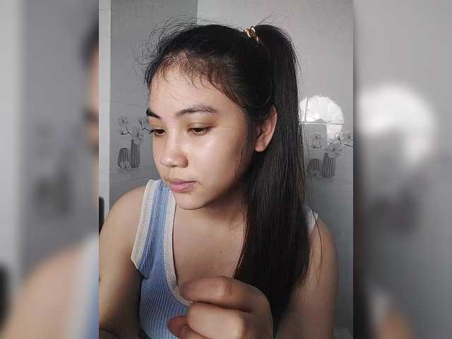 truc11's BongaCams show and profile