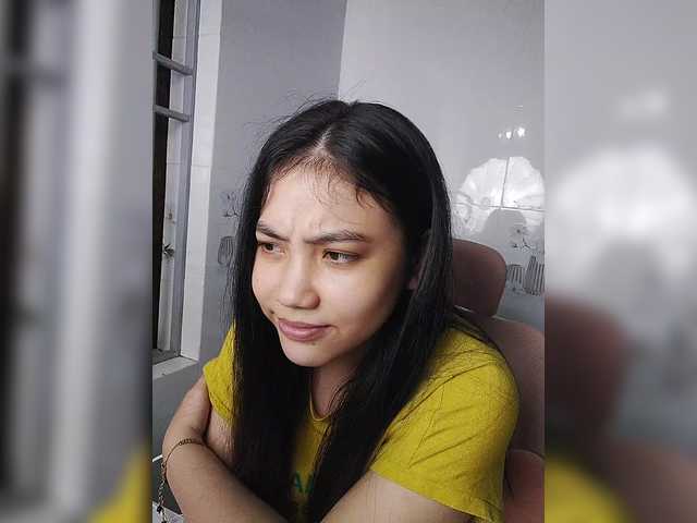 truc11's BongaCams show and profile