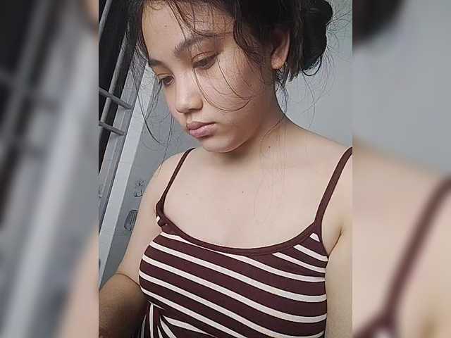 truc11's BongaCams show and profile