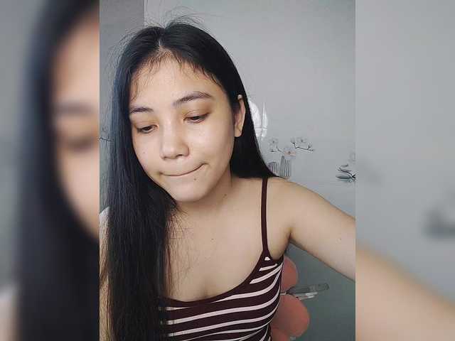 truc11's BongaCams show and profile