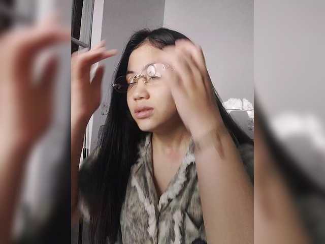 truc11's BongaCams show and profile