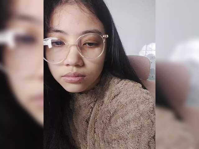 truc11's BongaCams show and profile