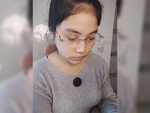 truc11's BongaCams show and profile