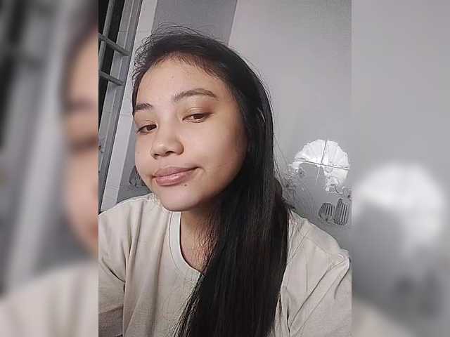 truc11's BongaCams show and profile