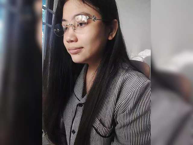 truc11's BongaCams show and profile