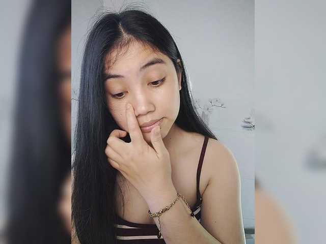 truc11's BongaCams show and profile