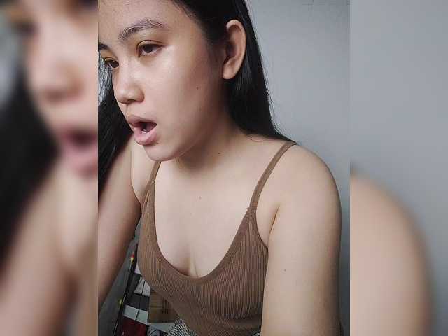 truc11's BongaCams show and profile