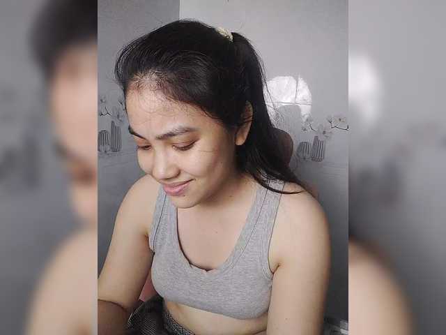 truc11's BongaCams show and profile