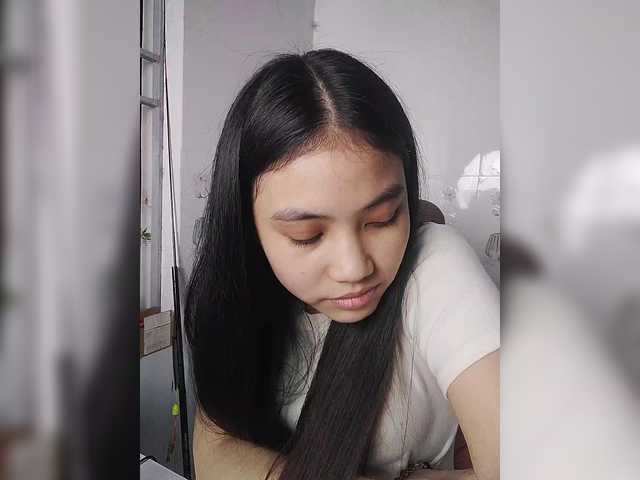 truc11's BongaCams show and profile